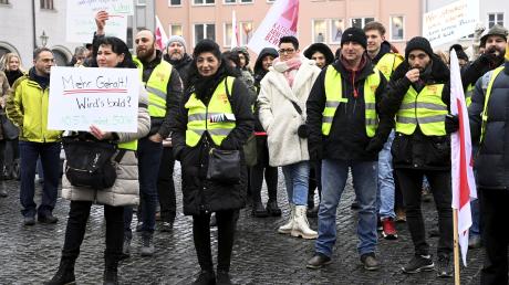 Verdi und Uniklinik Augsburg haben sich auf eine Notdienst-Vereinbarung verständigt. Sie regelt, wie verschiedene Bereiche während des Streiks ab kommender Woche besetzt sind.