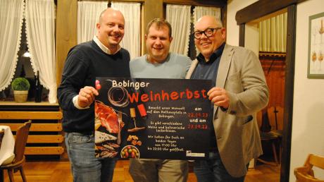 Horst Armbruster jun., Bernd Deutschenbaur und Rainer Naumann freuen sich auf den neuen Weinherbst in Bobingen.