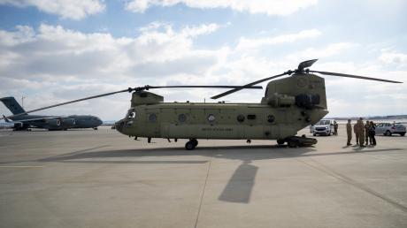 Der Chinook CH-47 ist ein Transporthubschrauber und könnte in Zukunft in der Bundeswehr zum Einsatz kommen.