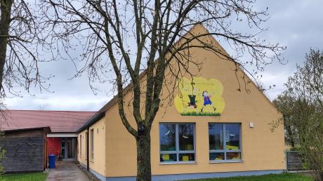 In Wechingen soll der kirchliche Kindergarten in der Sankt-Moritz-Straße für eine zusätzliche Kitagruppe erweitert werden.