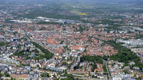 Das Augsburger Stadtgebiet umfasst 148 Quadratkilometer – und es hält einige kuriose Fakten bereit.