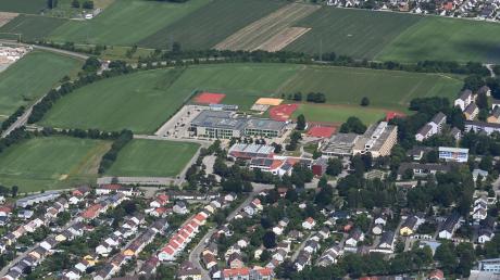 Neusäß könnte sich beim Schulzentrum vergrößern. Auf einer Bürgerversammlung in Täfertingen war es um eine Petition gegen diese Pläne gegangen. Das soll nicht mehr vorkommen.