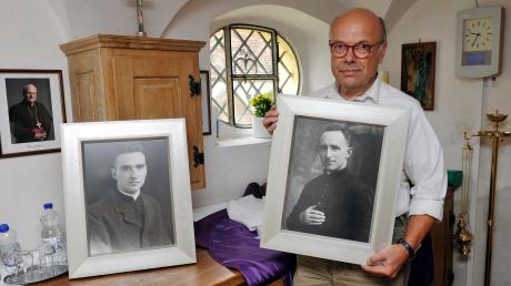 Don Giuseppe Bernardi (Bild links) und Don Mario Ghibaudo, die bei einem Massaker der Waffen-SS 1943 in Boves ums Leben gekommen sind, wurden inzwischen seliggesprochen. Das Foto mit Kirchenverwaltungsmitglied Marius Langer wurde 2017 gemacht.