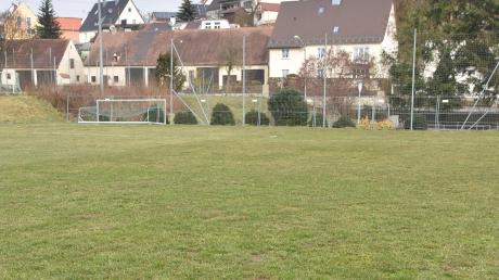Das Fußball-Kleinspielfeld in Harburg ist nicht für das Aufstellen von Wohncontainern geeignet.