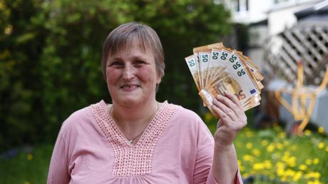 Ulrike Steinicke hat beim Frühjahrsrätsel unserer Zeitung 1000 Euro gewonnen.