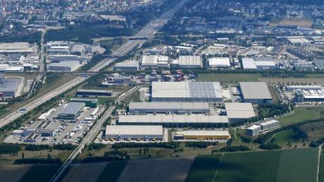 Industrie und Gewerbe prägen das Augsburger Land. Doch wie zukunftssicher sind die Unternehmen?