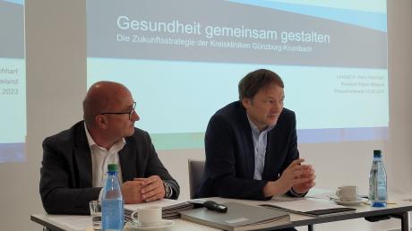 "Gesundheit gemeinsam gestalten": Landrat Hans Reichhart (rechts) und Kliniken-Vorstand Robert Wieland stellten das neue Konzept für die Kreiskliniken vor.