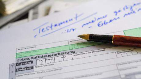 Bayern ist nach Darstellung von Ministerpräsident Markus Söder von der Neufassung des Erbschaftsteuergesetzes besonders betroffen. Daher klagt die Staatsregierung nun dagegen.