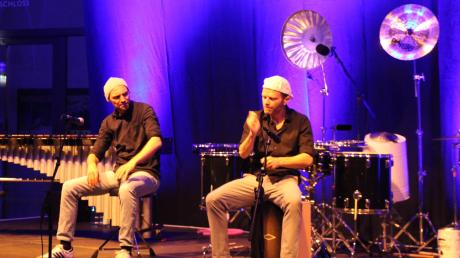 Die Band Double Drums gab im Friedberger Schlosshof ein Open-Air-Konzert.