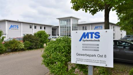 Hier bestellen große Mobilfunkanbieter und die Bundeswehr: Das Firmengelände von MTS Systemtechnik in Mertingen.