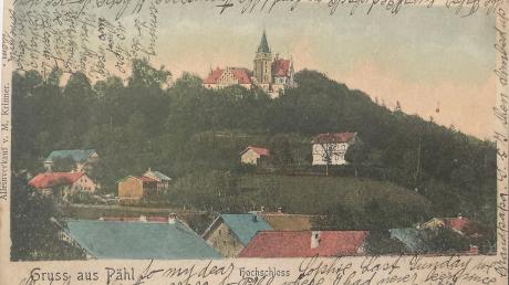 Auf diese Postkarte mit dem Pähler Hochschloss wurde 1905 Sophie Freiin von der Tann in Englisch ein Gruß aus Pähl geschrieben.