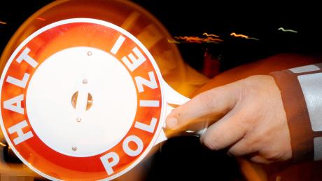 Die Polizei hat am Sonntagabend in Obermeitingen einen Autofahrer kontrolliert. Der Mann gestand, zuvor Marihuana konsumiert zu haben.