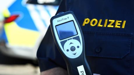 Mithilfe moderner Fahrzeugtechnik hat die Dießener Polizei am Wochenende einen alkoholisierten Autofahrer festgestellt.