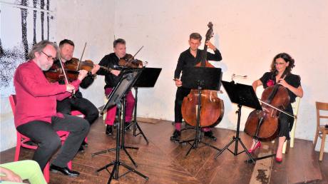 Das Nördlinger Kulturforum präsentierte ein besonderes Konzert der Schlesischen Kammersolisten - es hatte zwei Gesichter.