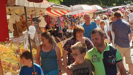 In Scharen kamen die Besucher im vergangenen Jahr zum Johannimarkt. 