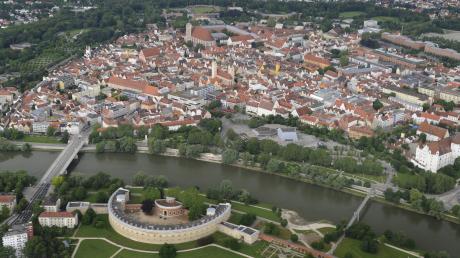 Ingolstadt hat rund 140.000 Einwohner. Neun Direktkandidaten wollen für den Stimmkreis in den bayerischen Landtag einziehen.