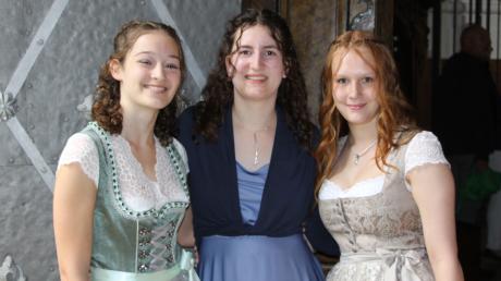 Sie haben den besten Abschluss am Landsberger Ignaz-Kögler-Gymnasium: (von links) Alicia Lindner (1,2), Hannah Winterholler (1,0) und Lena Senior (1,0).