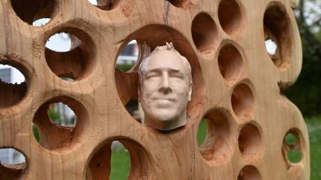 Bildhauer Olli Marschall öffnet wieder sein Gartenatelier in Diedof.
