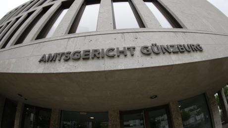 Ein 35-Jähriger musste sich wegen einer Vergewaltigung vor dem Amtsgericht in Günzburg verantwortlichen.