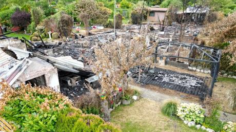 Kleingartenanlage Muthenhölzle nach Feuer - Brand im Schrebengarten - Drohne - Luftaufnahme
