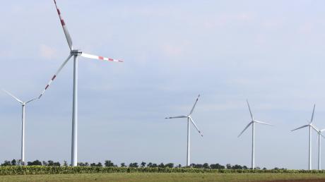 Auch der Offinger Marktgemeinderat hat sich mit dem Thema Windkraft beschäftigt. Flächen gäbe es südwestlich von Offingen in Richtung Günzburg.