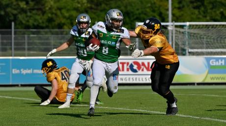 Der Landsberg X-Press (grüne Trikots) geht als Titelverteidiger in die neue Regionalliga-Saison. 