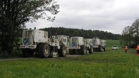 2008 wurden mit solchen Fahrzeugen bereits einmal geothermische Erkundungen bei Utting gemacht. Jetzt könnte sich das im Raum Windach wiederholen.