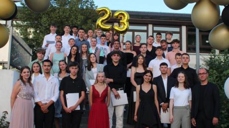 35 Schülerinnen und Schüler sind an der Eberlin-Mittelschule Jettingen-Scheppach entlassen worden. 