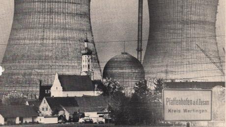 Nachdem die Pläne für eine Magnetschwebebahn wieder niedergelegt worden waren, war 1978 plötzlich Pfaffenhofen für den Bau von zwei Kernkraftwerken in der engeren Wahl.
