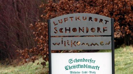Die Ortseingangsschilder, die Schondorf als Luftkurort bezeichnen, werden bald überholt sein.