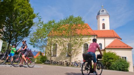Am 15. August findet der Unterallgäuer Radlertag statt. Radlerinnen und Radler aus allen Teilen des Landkreises fahren an diesem Tag nach Maria Baumgärtle. 	