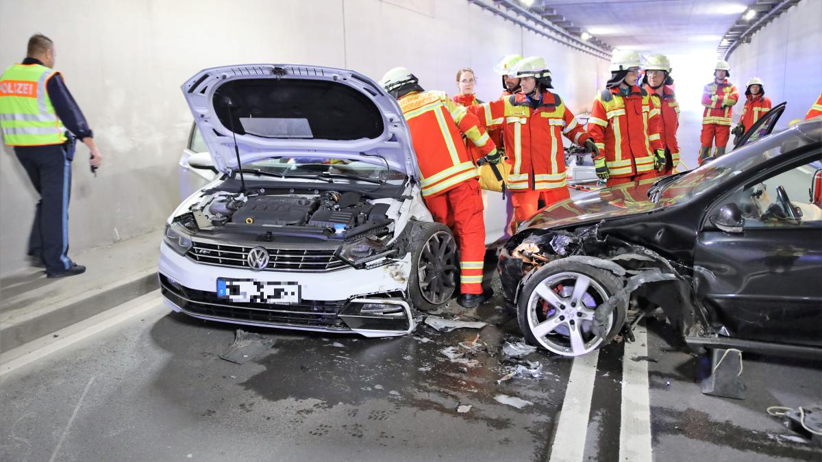 #Frontalzusammenstoß im Tunnel der Staatsstraße 2015 bei Bad Wörishofen