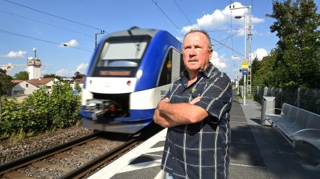 Kurt Rottbacher aus Neusäß ärgert sich über Bahnlärm. Er hält es für unverantwortlich, dass auf der Strecke von Augsburg nach Gessertshausen jetzt wieder Diesellokomotiven fahren.