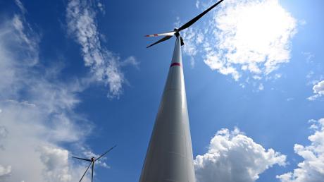 Die Abwägung über Windkraftanlagen im Großaitinger Gemeinderat wird auf Dienstag vertagt.