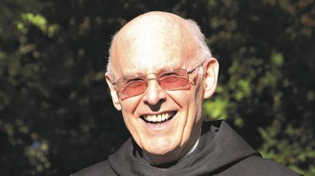 Abt em. Anselm Zeller OSB ist im Alter von 85 Jahren gestorben.