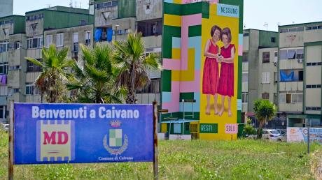 Caivano, ein Vorort von Neapel, gilt als Hochburg des organisierten Verbrechens. Hier wurden im Juli zwei Mädchen Opfer einer Gruppenvergewaltigung.