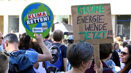 Die Augsburger Klimaaktivisten von Fridays for Future beteiligen sich am   bundesweiten Klimastreik. 