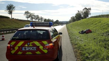 Motorradfahrer stirbt auf der A96 bei Apfeltrach.