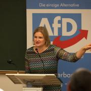 AfD-Landtagsabgeordnete Katrin Ebner-Steiner sprach bei einer Wahlkampfveranstaltung im Augsburger Zeughaus.