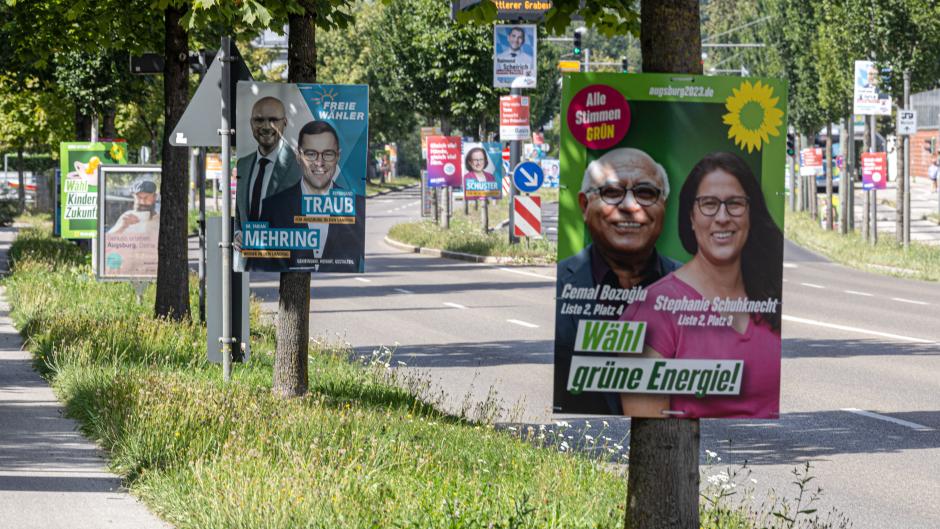 Wahlplakate sind ein Ausdruck der Meinungsvielfalt in einer Demokratie. 