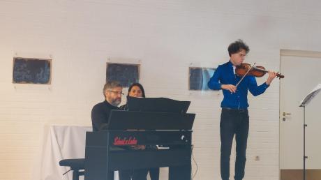 Das musikalische Kammerspiel „Strauss in Love“ war im Klostergasthof St. Ottilien zu hören.