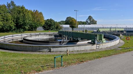 Die Kläranlage des Abwasserzweckverbands Penzing-Weil: Die Verbrauchsgebühren für das Abwasser unterscheiden sich in den beiden Gemeinden stark.