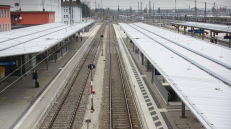 Die Bundespolizei musste in einem Zug am Hauptbahnhof Ingolstadt eingreifen. Dort hatte ein Mann einen anderen geschlagen.