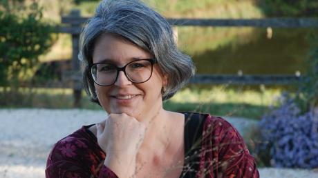 Autorin Coco Eberhardt aus Buch hat zwei neue Bücher geschrieben und setzt damit ihre Reihen fort.