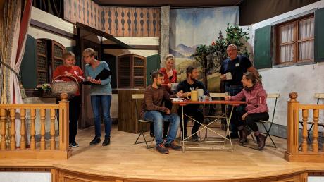 Der Theaterverein Diedorf spielt im November das Stück „Umdraaht“ von Peter Landstorfer.