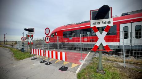 Der Bahnübergang Gerlenhofen ist geschlossen. Seit dem Wochenende pfeifen die Züge auch nicht mehr.