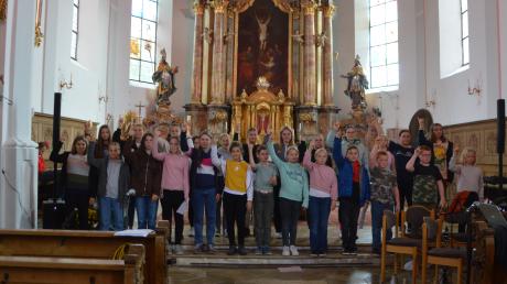 Mehr als 60 Kinder und Jugendliche wirken an einem Musical in Wittislingen mit, das sich mit dem Heiligen Ulrich befasst. 