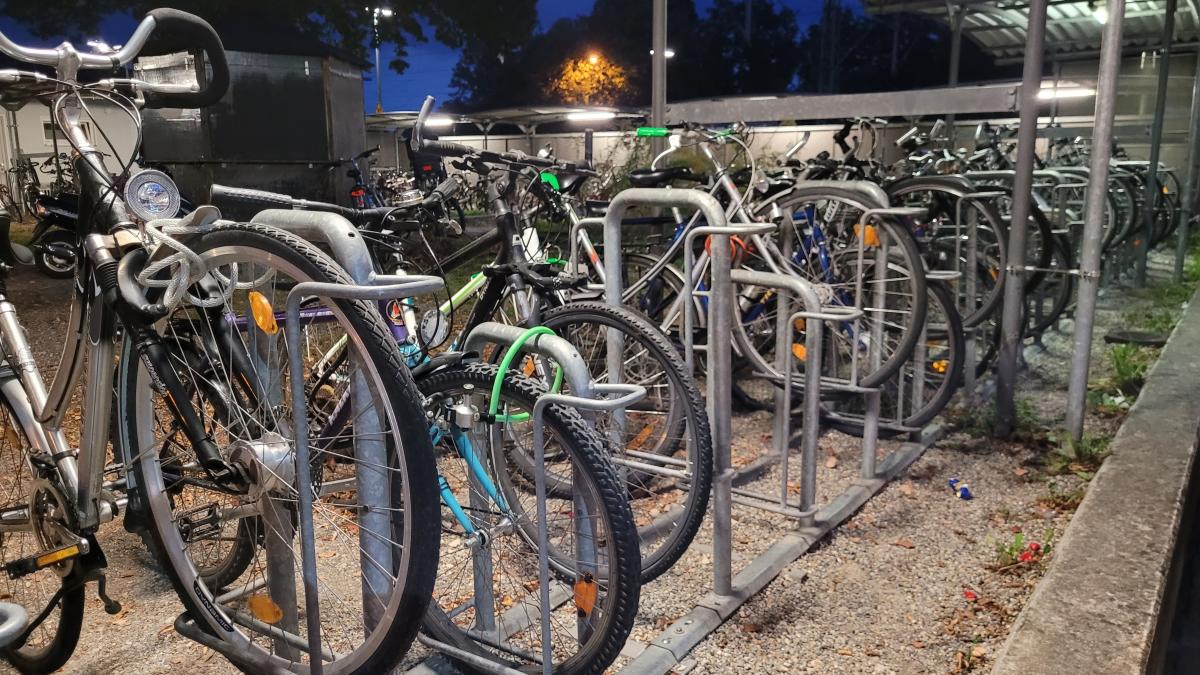 #Zwei teure Fahrräder in Neuburg gestohlen – eines wieder am Bahnhof