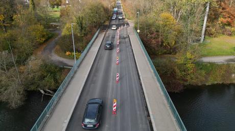 Im Bereich der Leipheimer Donaubrücke an der Riedheimer Straße müssen Autofahrer mehr Geduld als sonst aufbringen. 