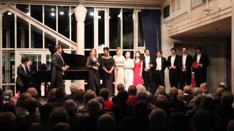 Das Opernstudio, die jungen Interpreten der Bayerischen Staatsoper München, gab ein Konzert in Mertingen.
